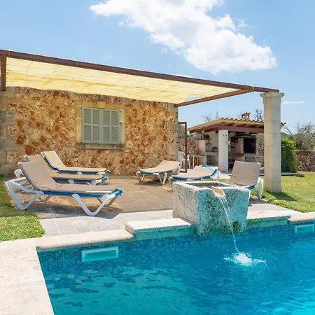 Perello, Swimming Pool And Gardens וילה *