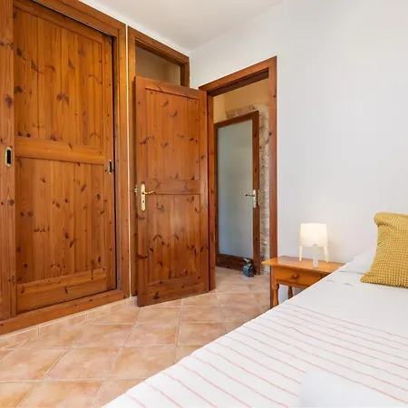 Perello, Swimming Pool And Gardens Llubi