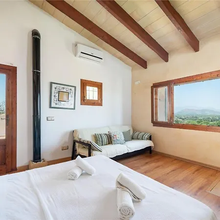 Perello, Swimming Pool And Gardens