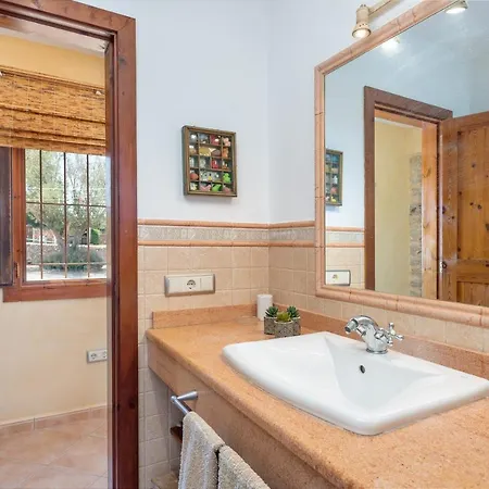 Perello, Swimming Pool And Gardens * Llubi