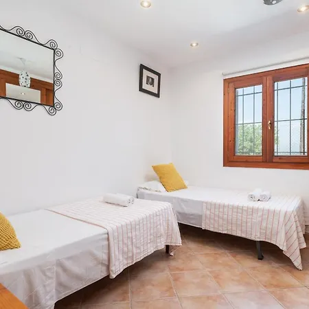 Villa Perello, Swimming Pool And Gardens *