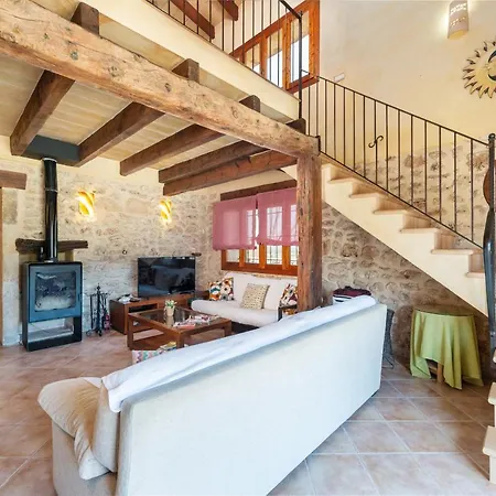 Perello, Swimming Pool And Gardens * Llubi